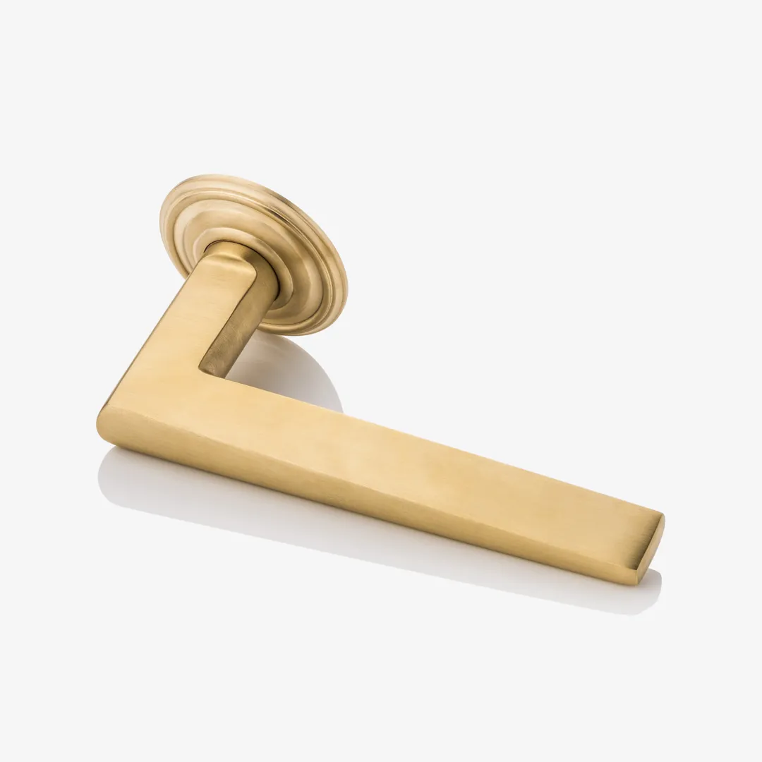 Wedge Solid Brass Lever Handle on Traditional Ringed Rose