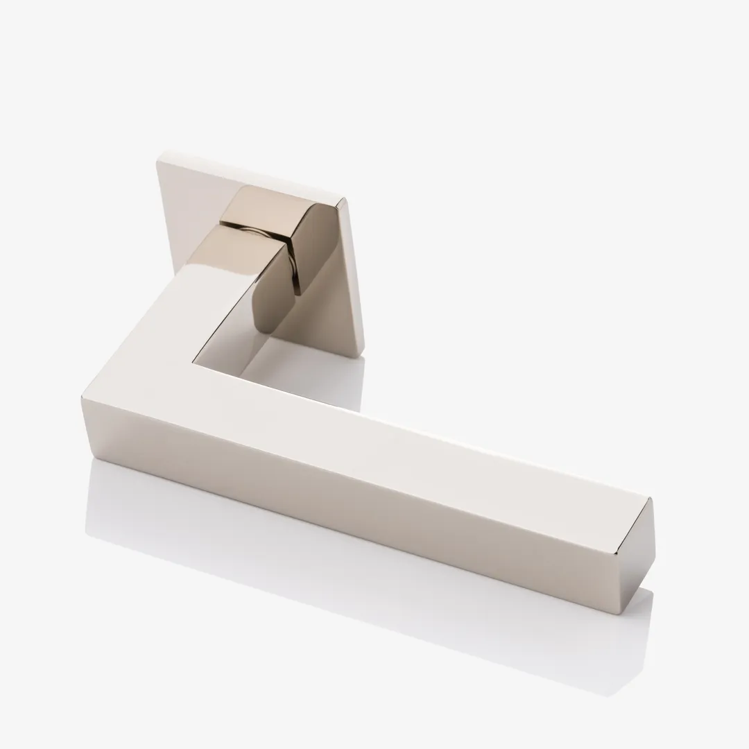 Cube Minimalist Solid Brass Single Door Pull Handle