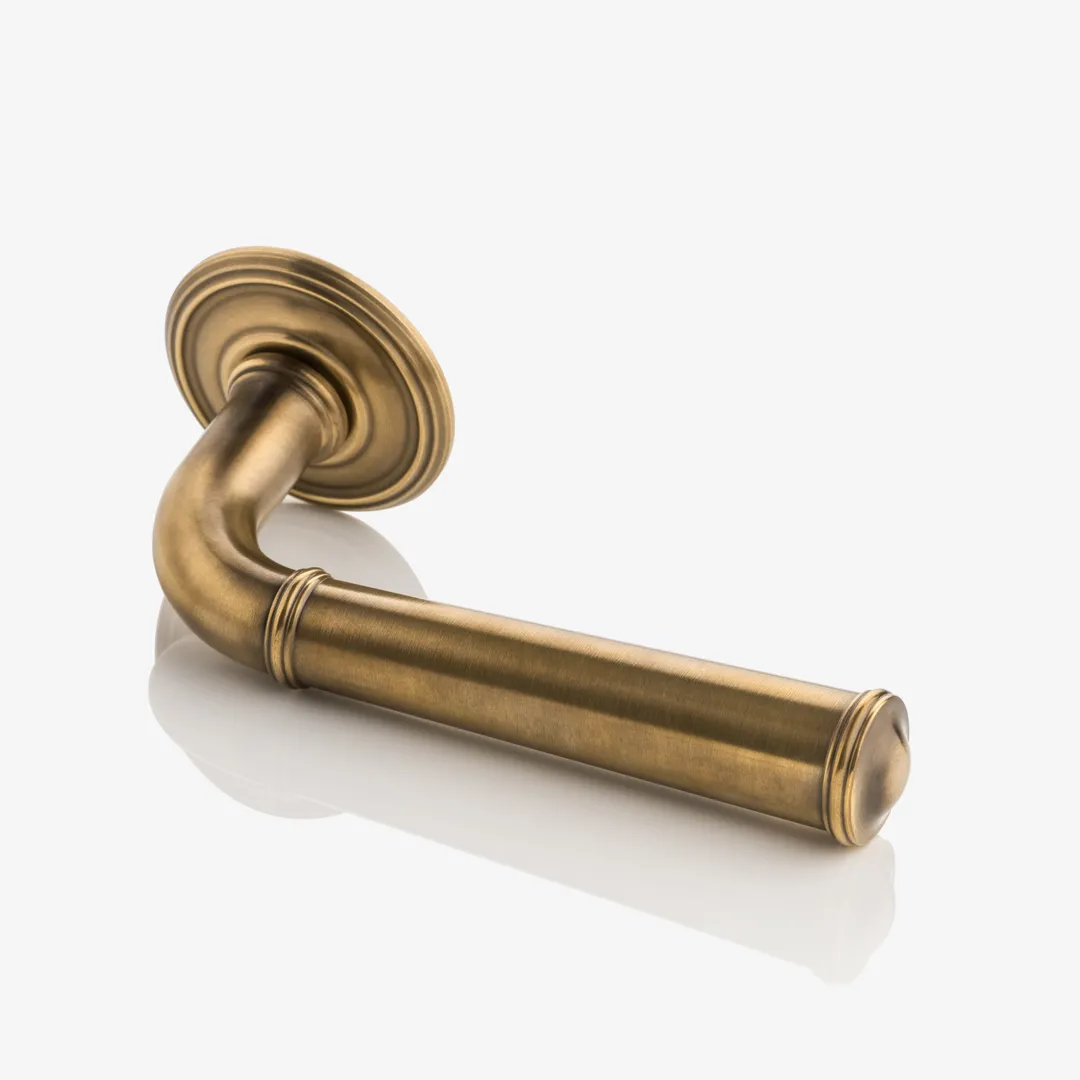 Darlington Traditional Solid Brass Lever Handle