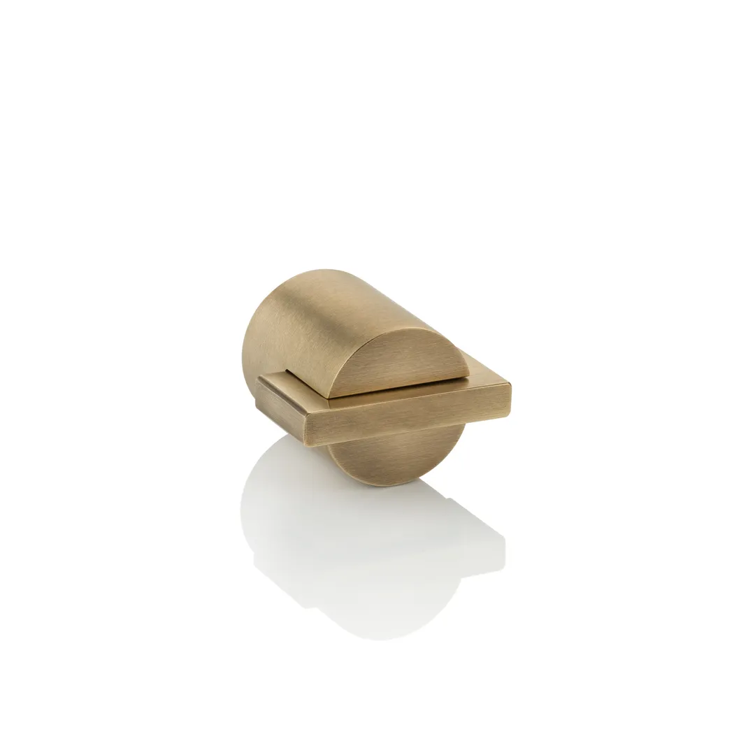 Bailey Solid Brass Privacy Thumb Turn on Round Rose
