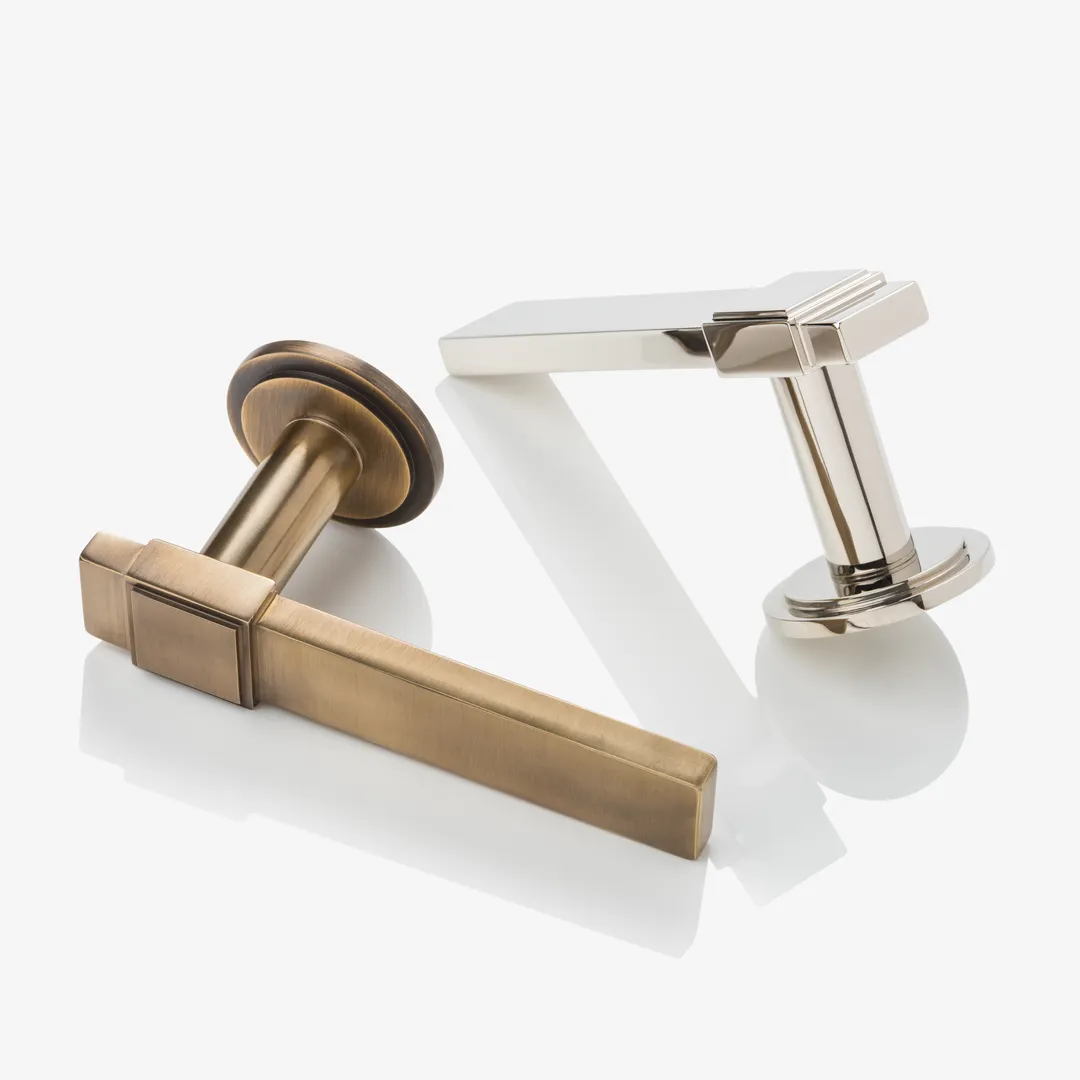 Ashworth-II-Knurled-Lever-