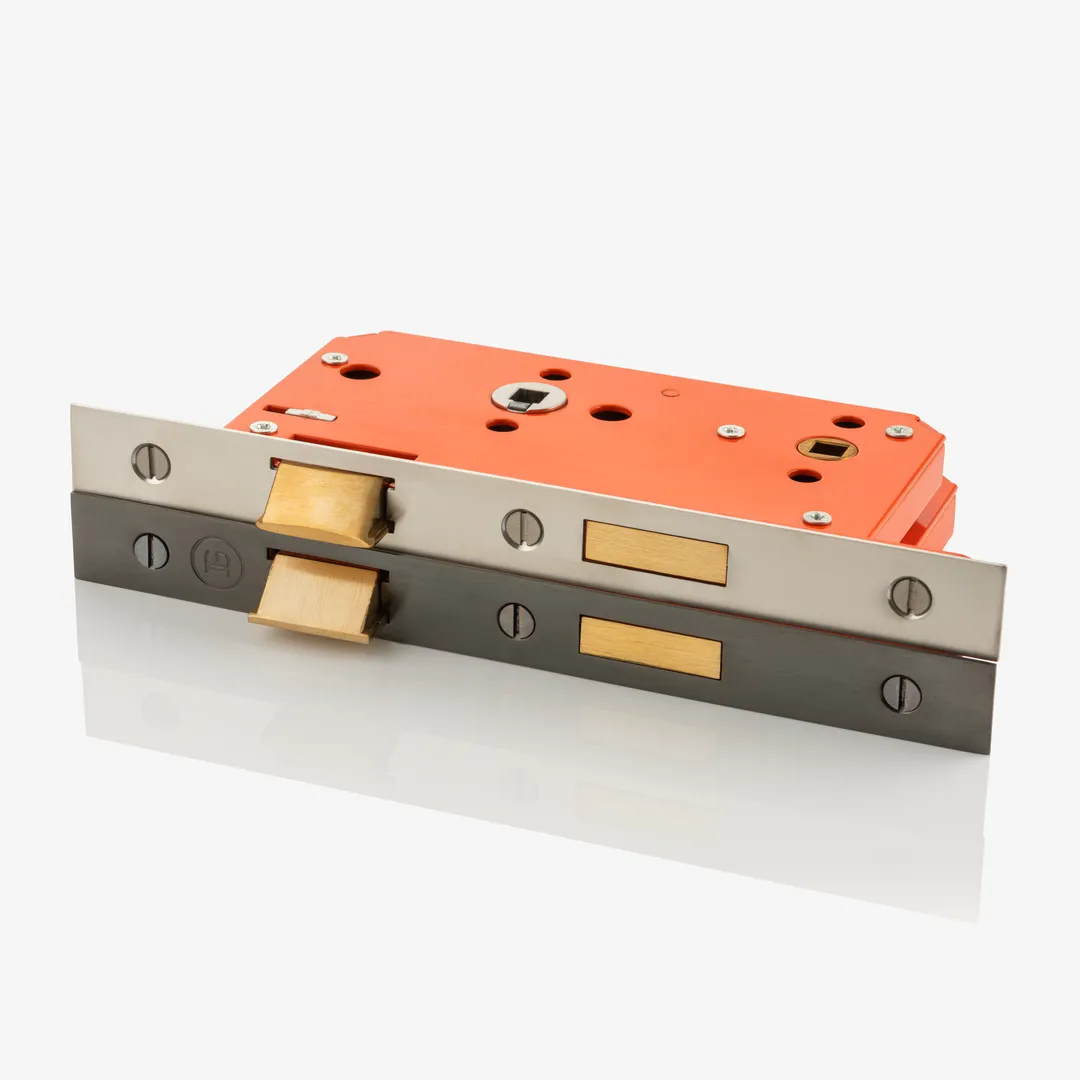 Orangelock™ Large case latch with reversible latch bolt