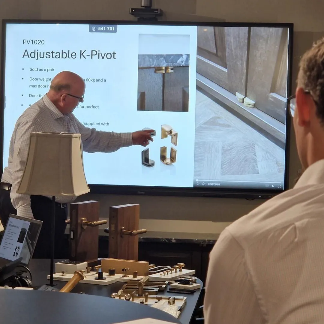 Jon Woodcock running a session on the PV1020 in the training room