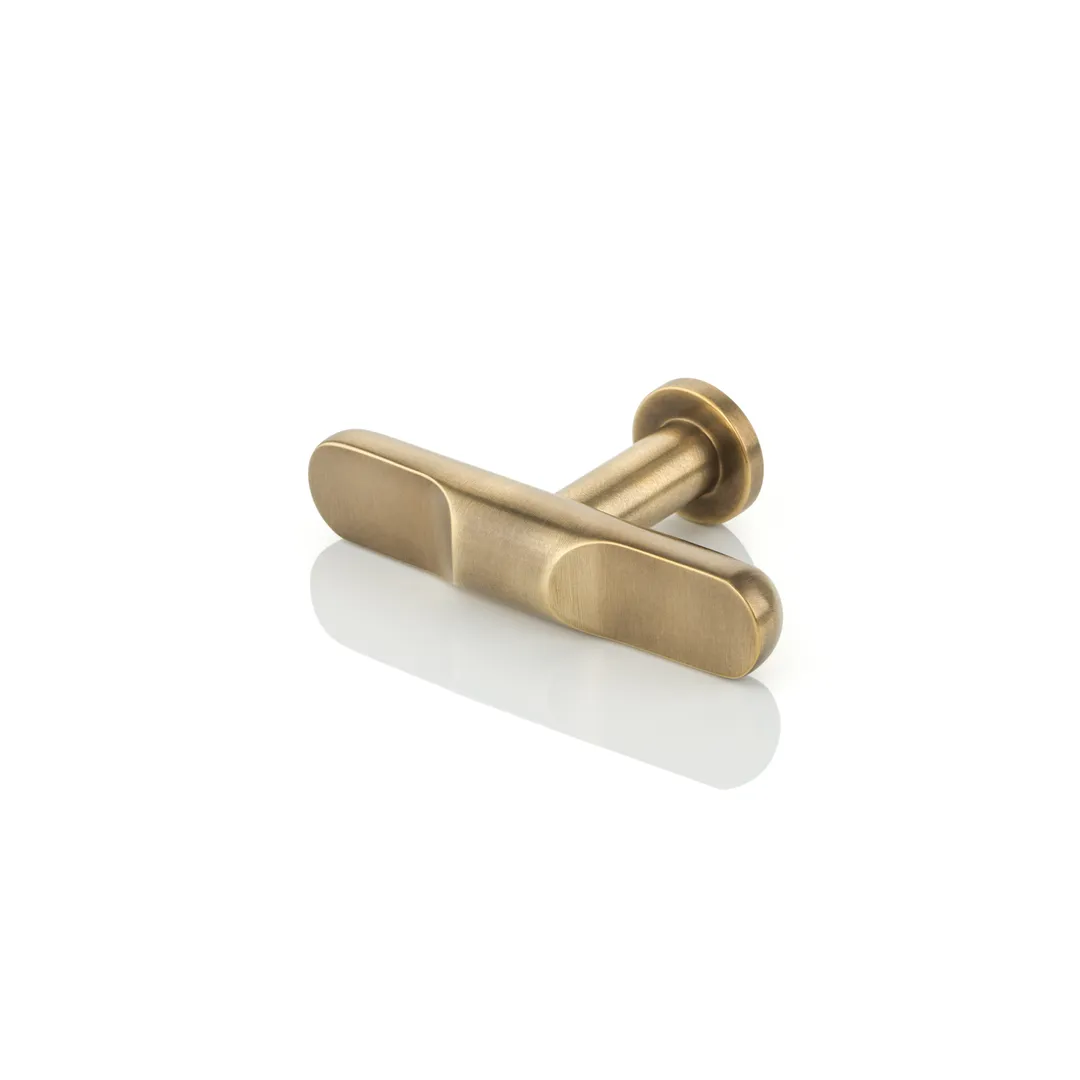 『CHROME BONE PRONE I』 Amazon.com: URO Parts 31126787670 Control Arm, Front Right