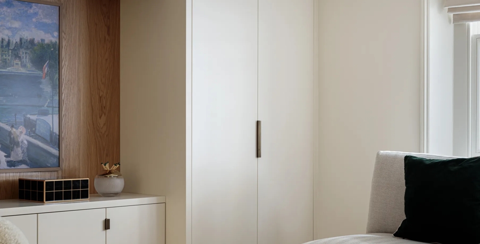 De Vere House (Victoria Road) - Lounge with Cube Edge Pulls (EP1003) in Mid Antique Brass Waxed - MABW