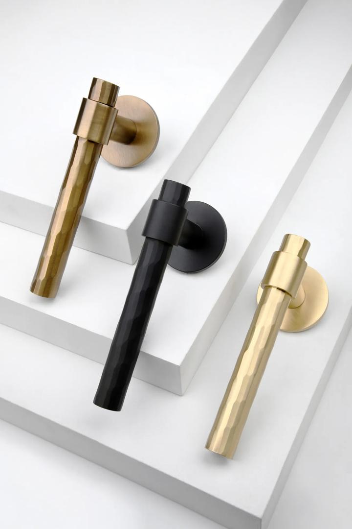 Rolled & Hammered Lever (LV1047) in ageless finishes Mid Antique Brass Ceramic - CMAB, Brushed Brass Ceramic - CBB & Soft Black Ceramic - CSB