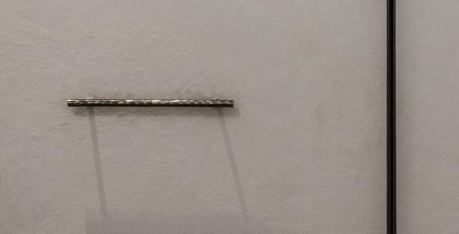 99 Park Lane - Rolled & Hammered Cabinet Handle (CH1012) in Dark Bronze Waxed - DBZW