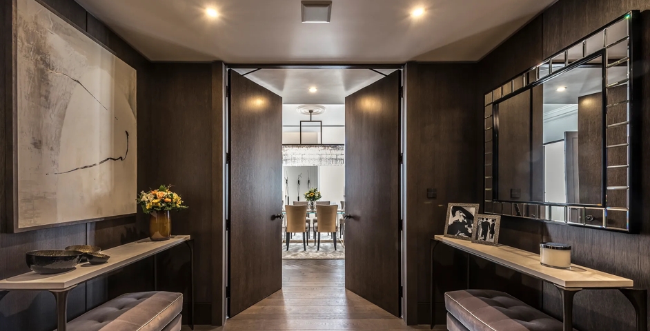 5-6 Connaught Place - Hallway with Remmington Door Knob (DK1044) in Dark Bronze Waxed - DBZW