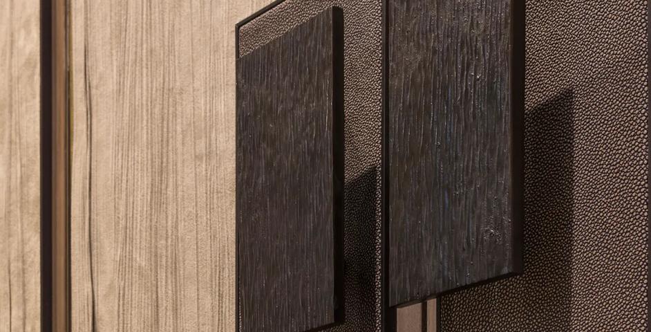 99 Park Lane - Dressing Room with Molten Bronze Door Pull (DP1028) in Dark Bronze Waxed - DBZW