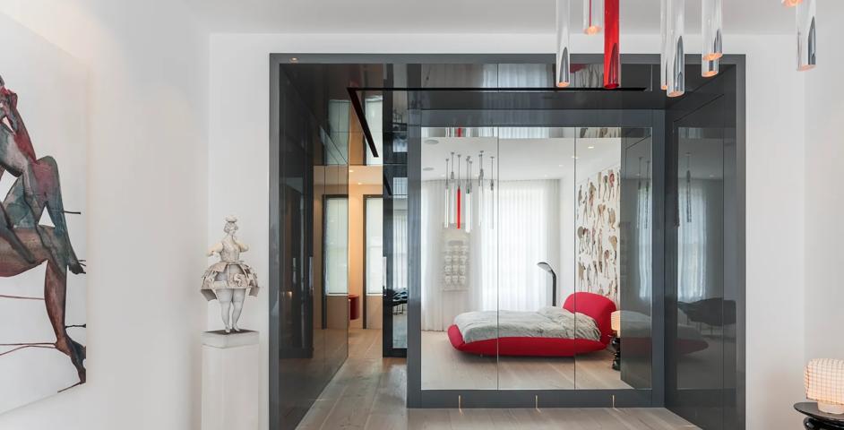 6 GP - Bedroom with Recessed Pull Handle and End Pull (SF1068) in a bespoke size in Polished Nickel - PN