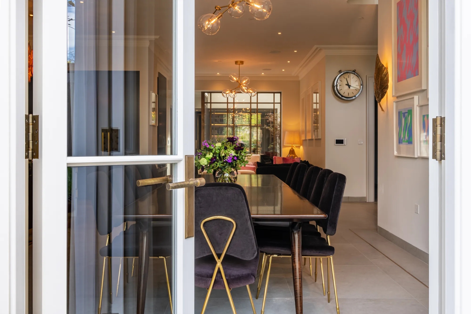 67 Lansdowne Road - Dining with Bespoke Rolled & Hammered Lever (LV1047) on Backplate in Mid Antique Brass Waxed - MABW