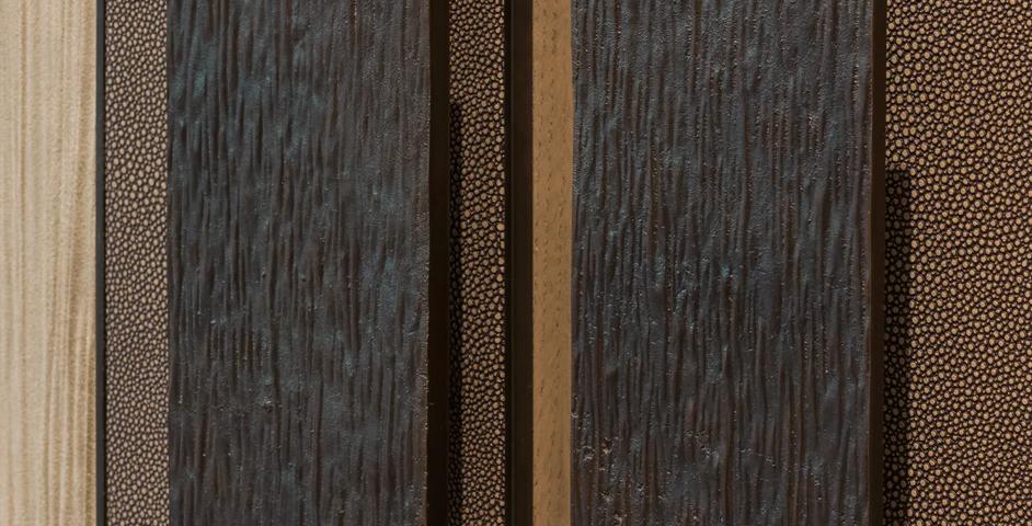 99 Park Lane - Dressing Room with Molten Bronze Door Pull (DP1028) in Dark Bronze Waxed - DBZW
