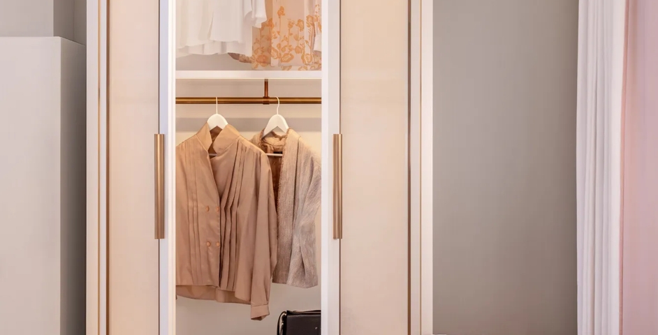 Dressing Room - Wardrobe with Fonteyn Cabinet Handles (CH1085), Round Hanging Rail (HR1004) & Support Bracket (HR1008) in Mid Antique Brass Waxed - MABW