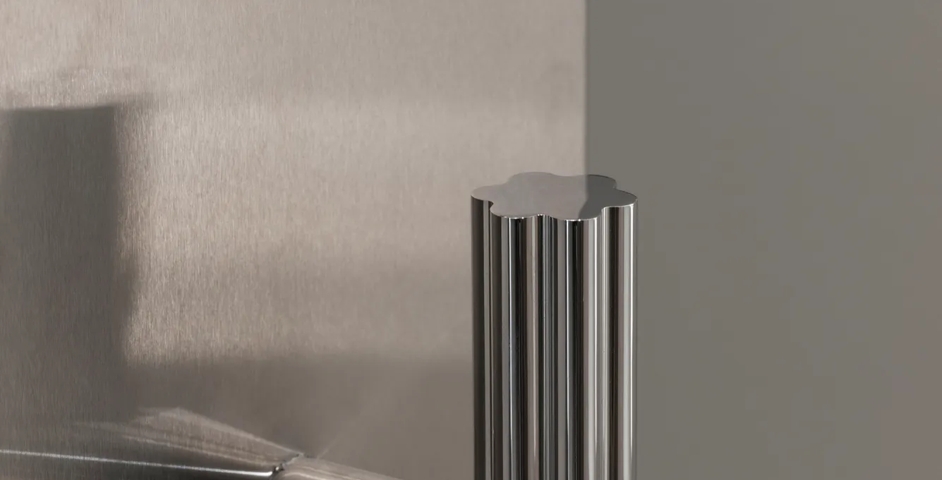 77 South Audley Street - Close Up of Bespoke Fluted Pull Handle in Polished Nickel - PN