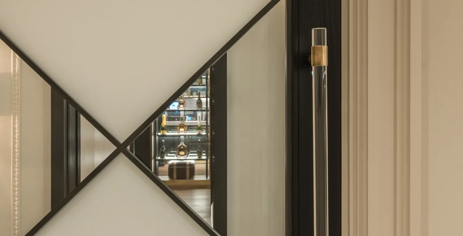 Crown Aspinalls - Lounge with Collett Glass Door Pull (DP1054) in a bespoke size in Mid Antique Brass Waxed - MABW