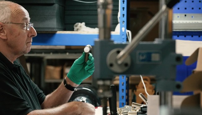 Julian assembling a Collett Marble T-Bar Pull (CP1105)