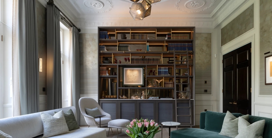 Belgravia Residence (Eaton Square) - Living Room with Montgomery Diamond Knurl Lever Handle (LV1142) in Mid Antique Brass Waxed - MABW