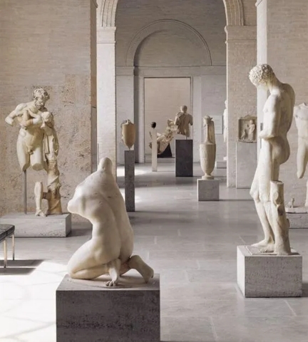 Contour Inspiration - Glyptothek Art Gallery, Munich, Germany