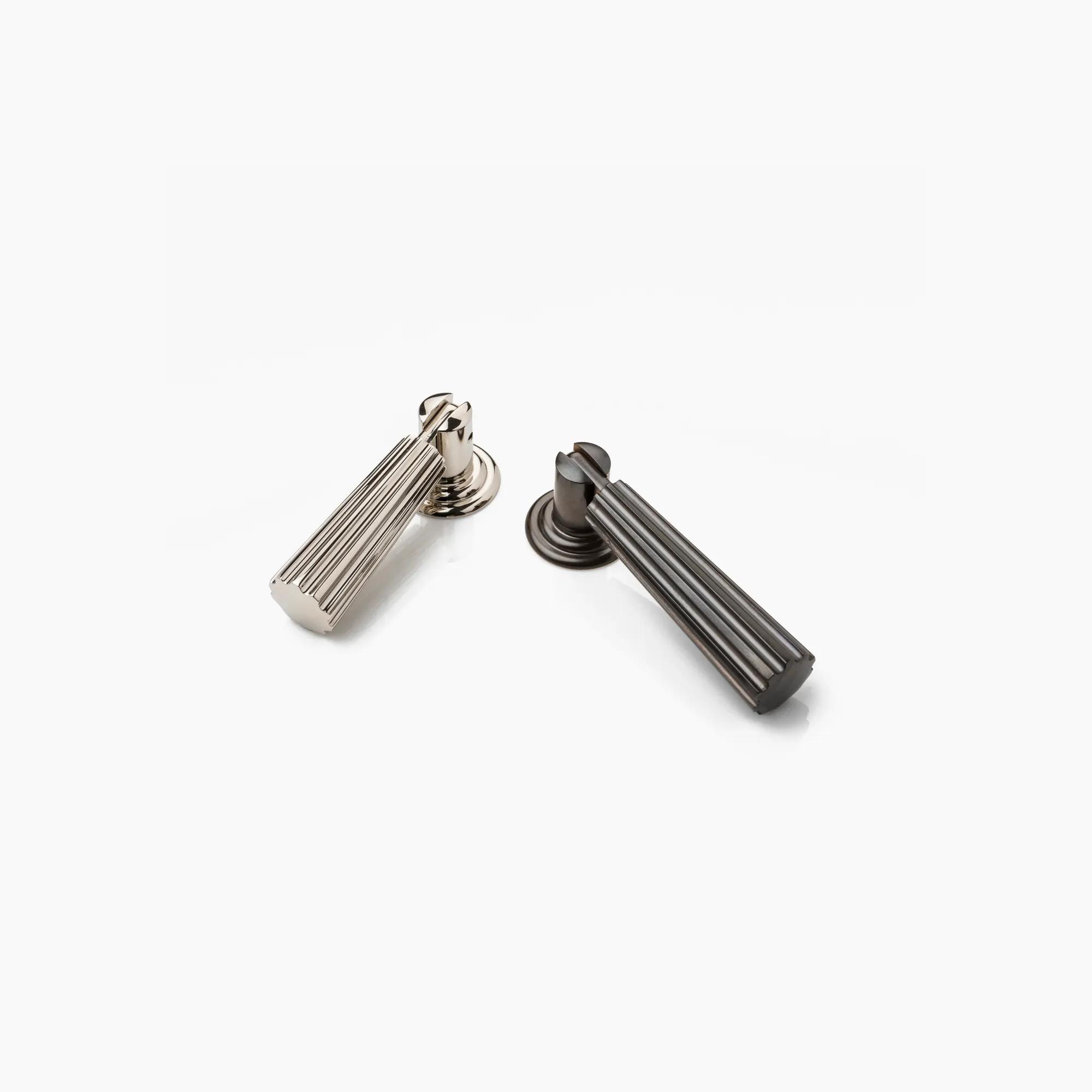 Tapered Drop Swing Cabinet Pull