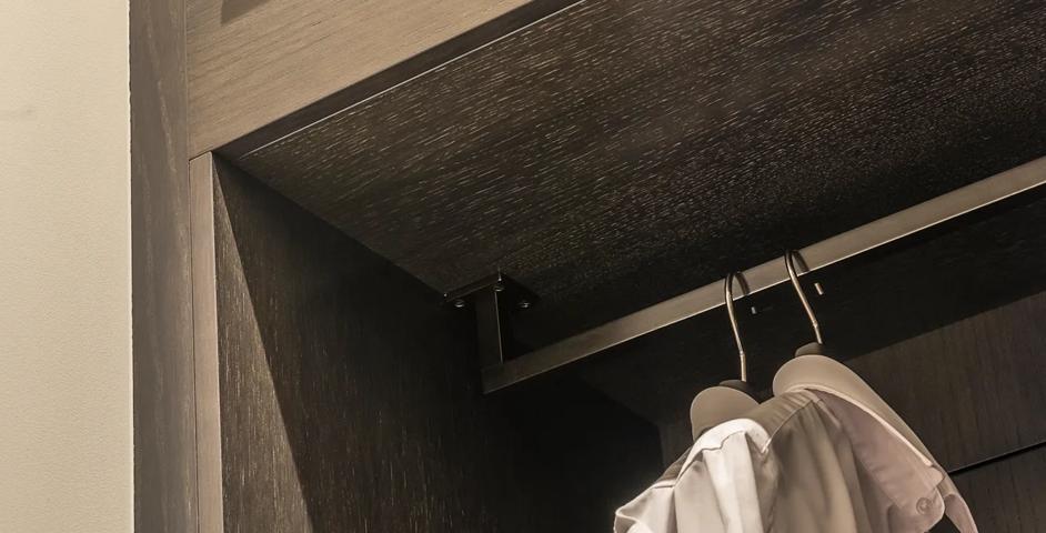 31-33 Lennox Gardens - Dressing Room with Cube Edge Pulls with Leather (EP1008) in Dark Bronzw Waxed - DBZW & Dark Brown Leather - JGL01