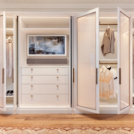 Dressing Room - Wardrobes with Fonteyn Cabinet Pull (CP1119), Fonteyn Cabinet Handle (CH1085) & Round Hanging Rail (HR1004) in Mid Antique Brass Waxed - MABW