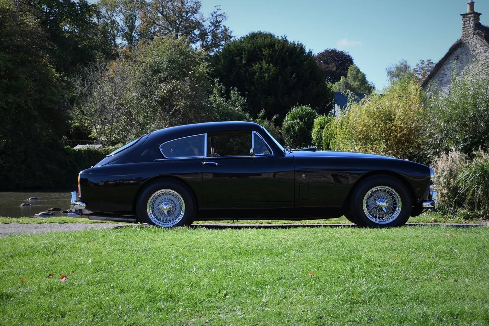 Aston Martin DB 2/4 Mark III in Cotswold Village