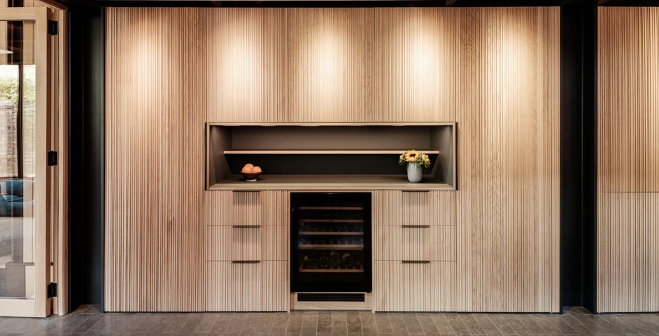 Althorpe Road - Dining room with Round Edge Pull (EP1005) in Dark Bronze Waxed - DBZW