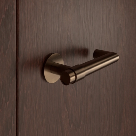 Montgomery Bespoke ADA Lever (SP15689) in Mid Antique Brass Waxed - MABW