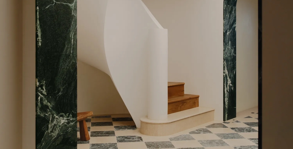 The Lookout (Web Resolution) – Hallway