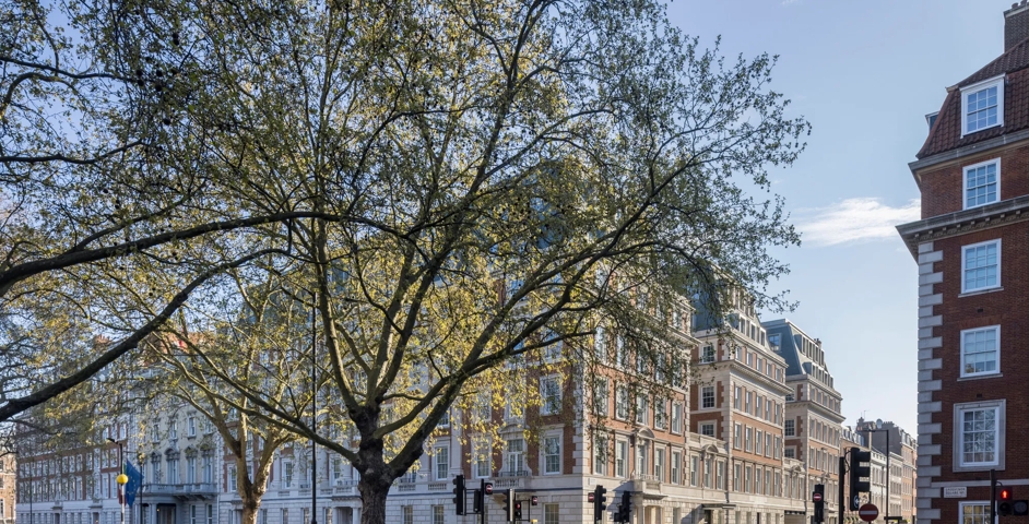 1-3 Grosvenor Square residential development, working with Martek Contracts, EE Smith Contracts, and EPR Architects.