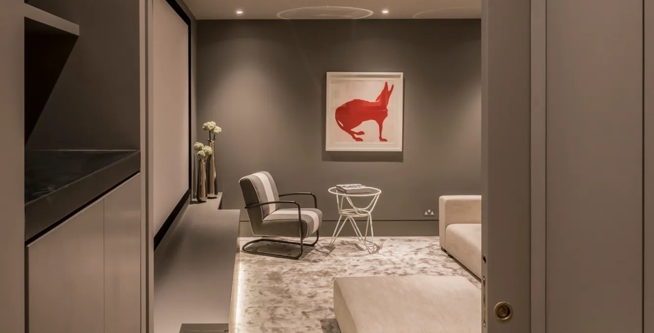 46 Brunswick Gardens - Cinema Room with Recessed Pull Privacy Turn (SF1081.TT) in Mid Antique Brass Waxed - MABW