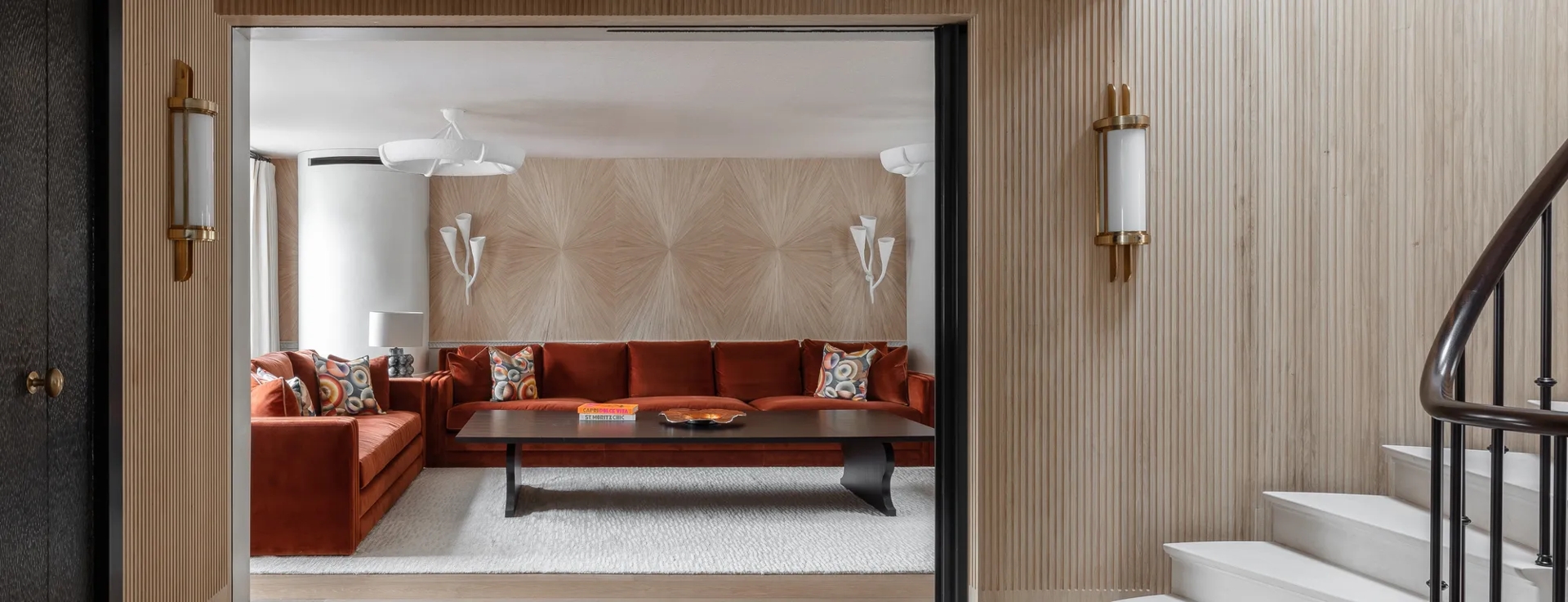Mayfair Coach House - Living Room with Albert Door Knob (DK1061) in MABW - Website Banner Crop