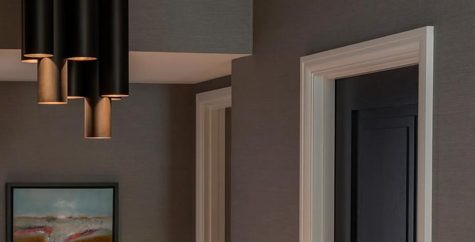 31-33 Lennox Gardens - Hallway with Holmes Lever with Leather (LV1100) in Dark Bronze Waxed - DBZW & Dark Brown Leather - JGL01