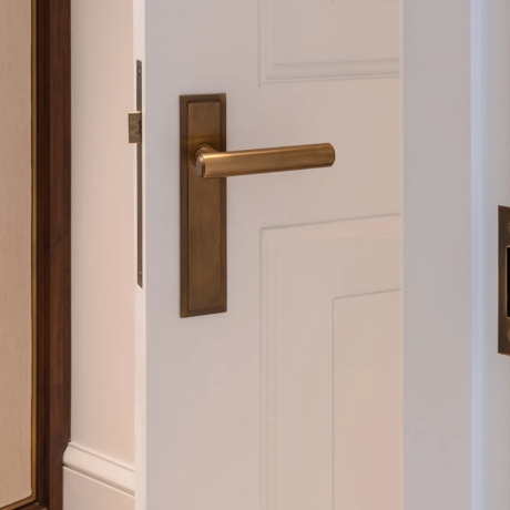 15 Bryanston Square - Hallway with Bartlett Lever (LV1058) on bespoke backplate in Mid Antique Brass Waxed - MABW