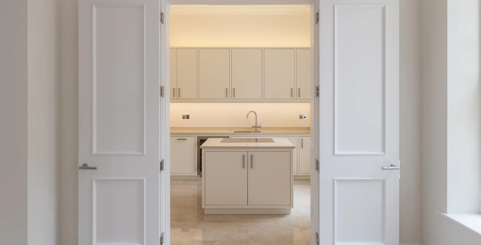 Poundbury - Kitchen with bespoke lever (SP10933) in Polished Chrome - PC