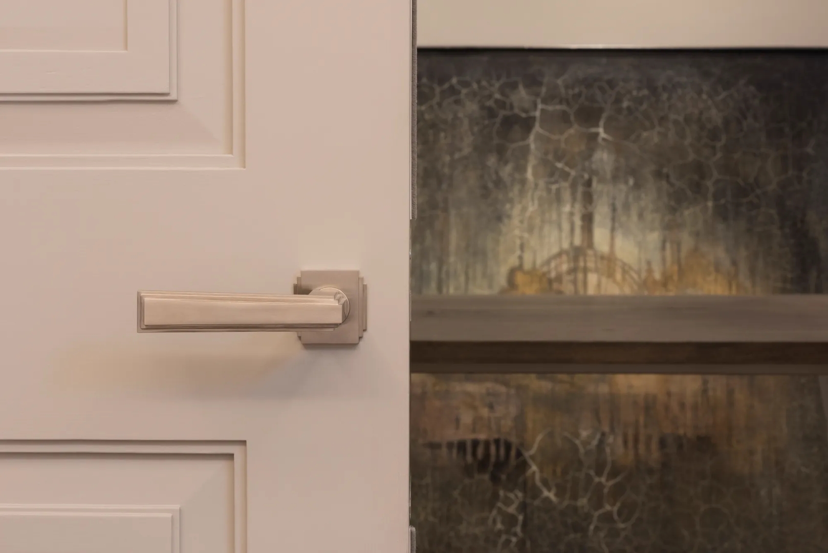 34 Eaton Mews North - Hallway with Dewhurst Lever (LV1050) in Brushed Nickel - BN