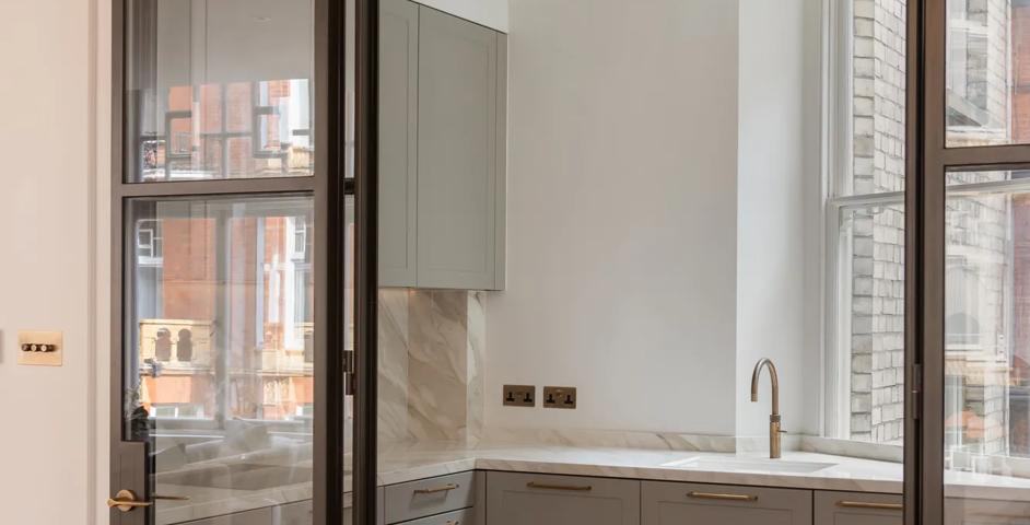 Montague Mansions - Kitchen with Fonteyn Lever (LV1045) & Ashworth Cabinet Handles (CH1072) in Mid Antique Brass Waxed MABW